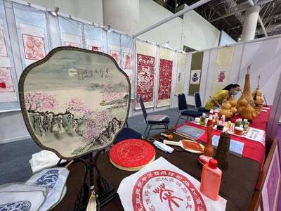 來這場(chǎng)博覽會(huì)，沉浸式感受“山東手造”之美，體驗(yàn)藝術(shù)品采購(gòu)新風(fēng)尚